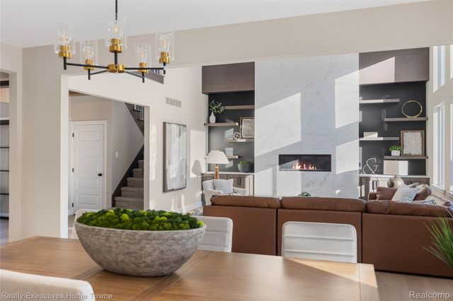 50246 Arcadia Drive, Macomb Township, MI 48042