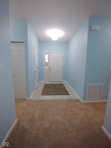 17337 Retford Drive, Westfield, IN 46074
