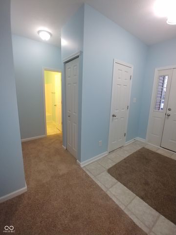 17337 Retford Drive, Westfield, IN 46074