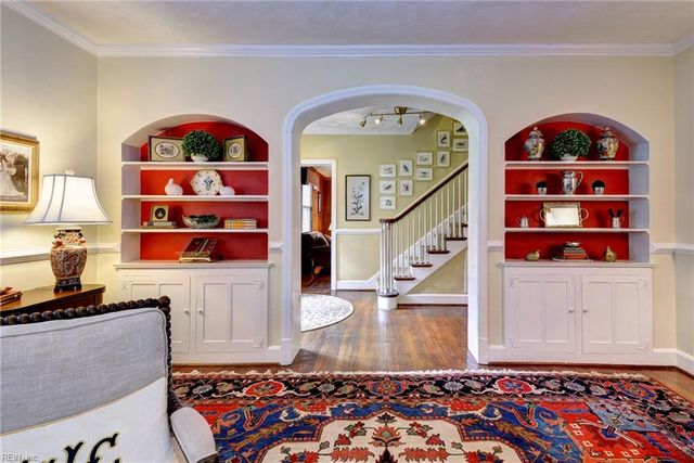 21 Westover RD, Newport News, VA 23601
