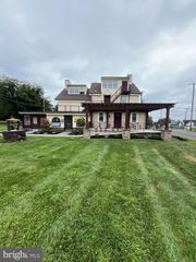793 PENNS PARK LN #C, Penns Park, PA 18943