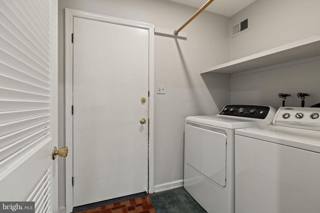 15 E TAMPA AVE, Cherry Hill, NJ 08034