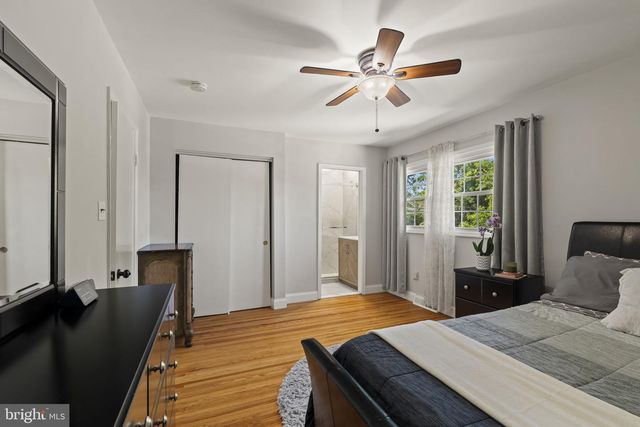 15 E TAMPA AVE, Cherry Hill, NJ 08034