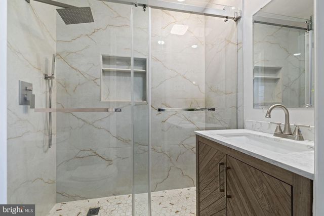 15 E TAMPA AVE, Cherry Hill, NJ 08034