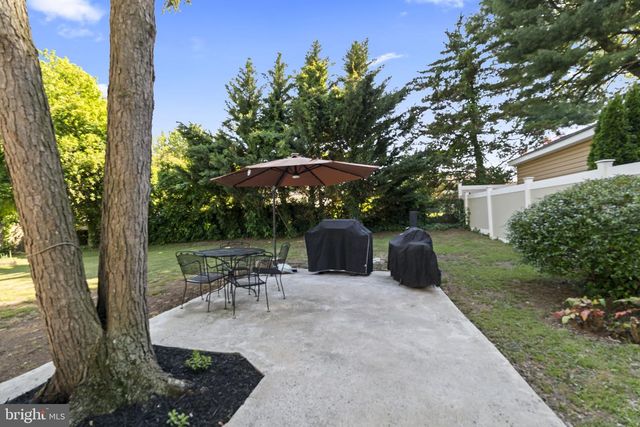 15 E TAMPA AVE, Cherry Hill, NJ 08034