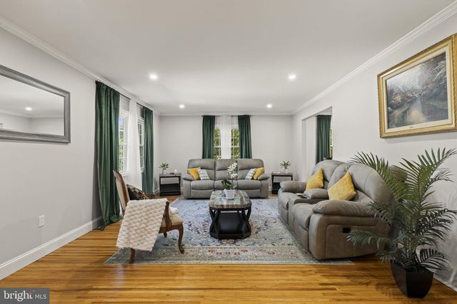15 E TAMPA AVE, Cherry Hill, NJ 08034