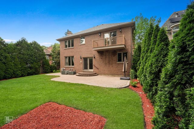 1017 E Red Oak Street, Addison, IL 60101