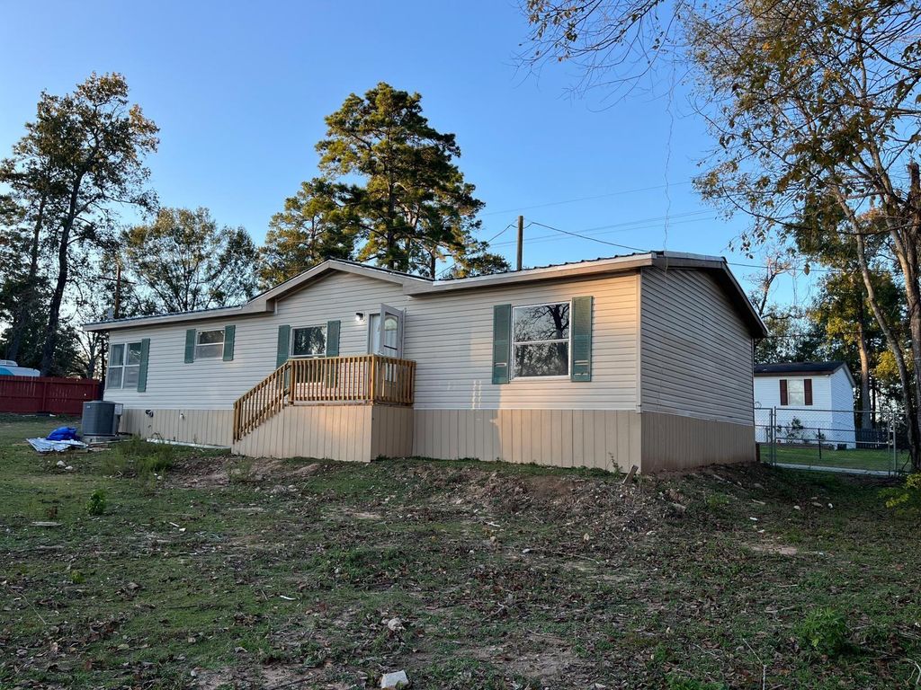 12070 Clark Lane, Conroe, TX 77385