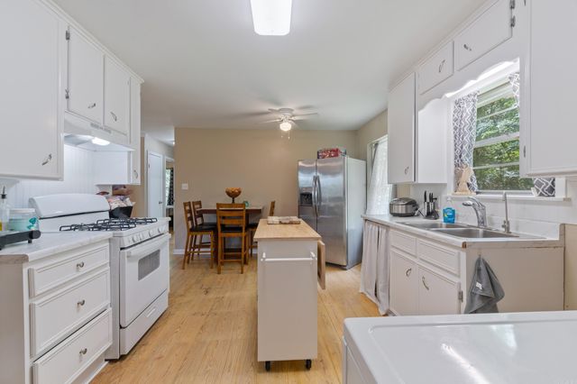 553 Nutt Farm Road, Bigelow, AR 72016