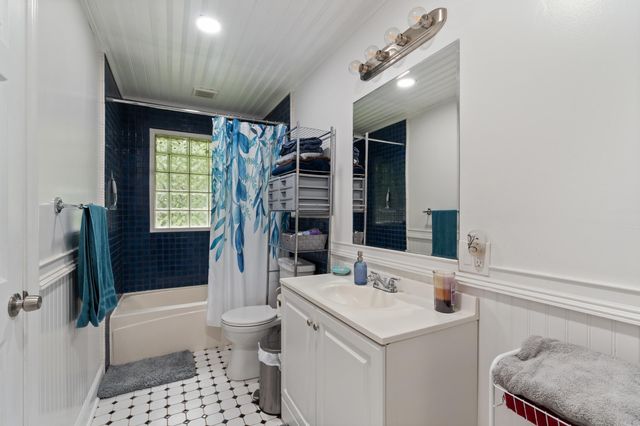 553 Nutt Farm Road, Bigelow, AR 72016