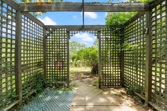 553 Nutt Farm Road, Bigelow, AR 72016