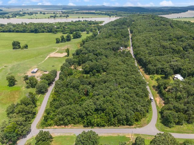 553 Nutt Farm Road, Bigelow, AR 72016