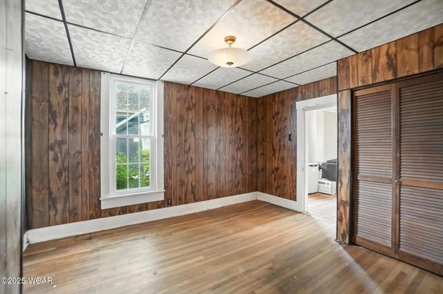 408 W Benton Street, Wapakoneta, OH 45895