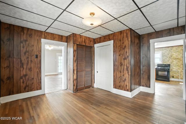 408 W Benton Street, Wapakoneta, OH 45895