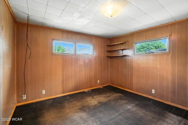 408 W Benton Street, Wapakoneta, OH 45895