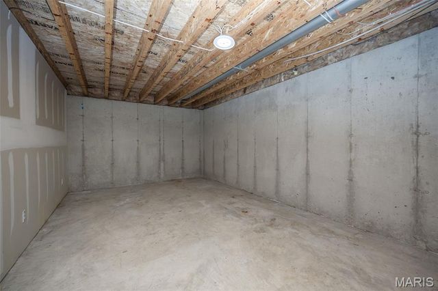 1122 Riesling Lane, Pevely, MO 63070