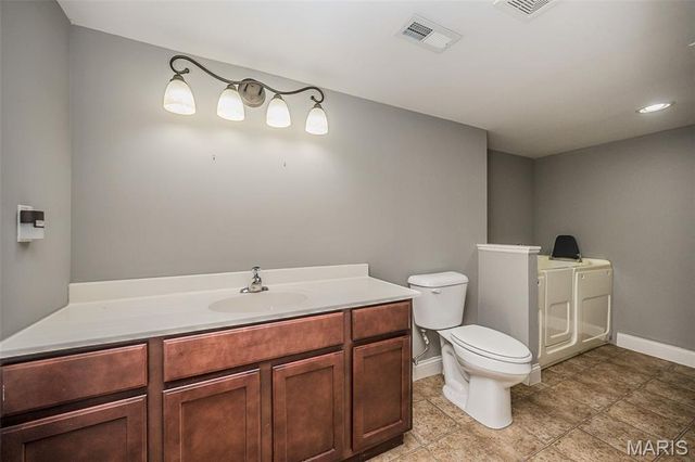 1122 Riesling Lane, Pevely, MO 63070