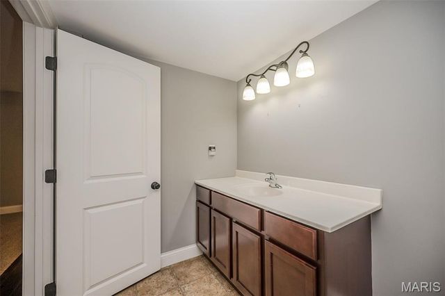 1122 Riesling Lane, Pevely, MO 63070