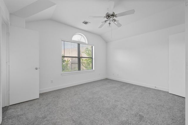 5951 S Loop E 57, Houston, TX 77033