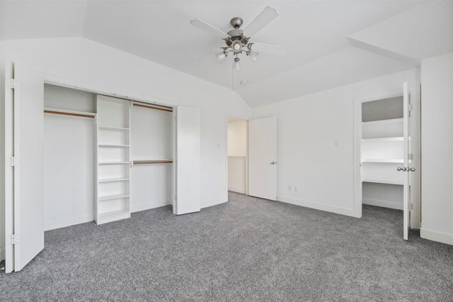 5951 S Loop E 57, Houston, TX 77033