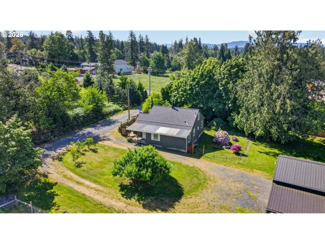 33951 Se COUPLAND Rd, Estacada, OR 97023