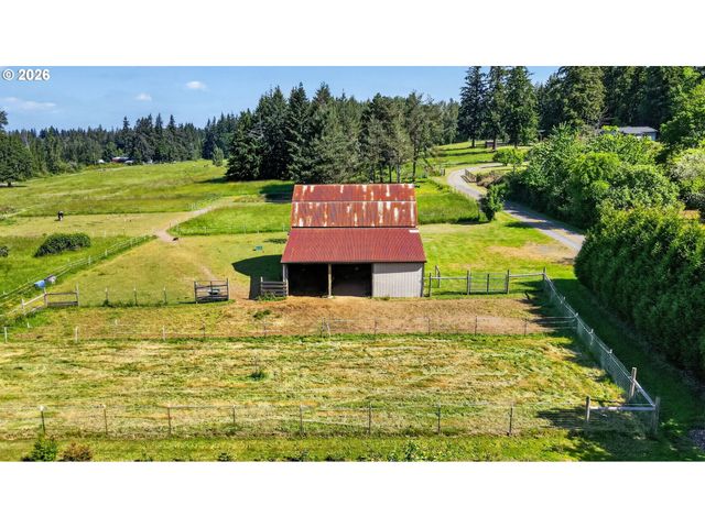 33951 Se COUPLAND Rd, Estacada, OR 97023
