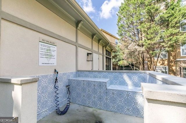 1401 W Paces Ferry Road NW 4111, Atlanta, GA 30327