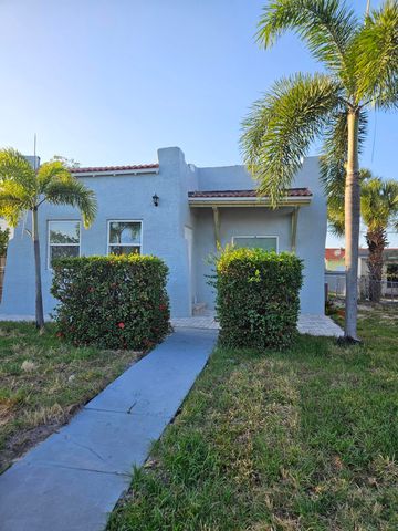 717 Selkirk Street, West Palm Beach, FL 33405