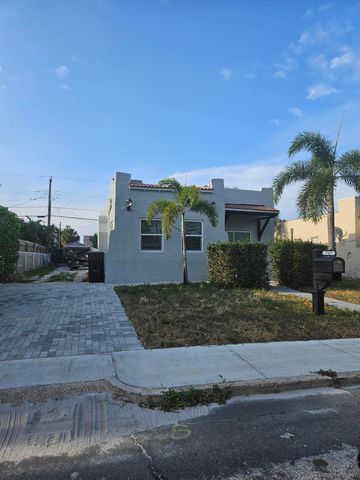 717 Selkirk Street, West Palm Beach, FL 33405