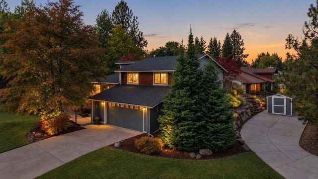 4827 E 46th Ave, Spokane, WA 99223 property photo