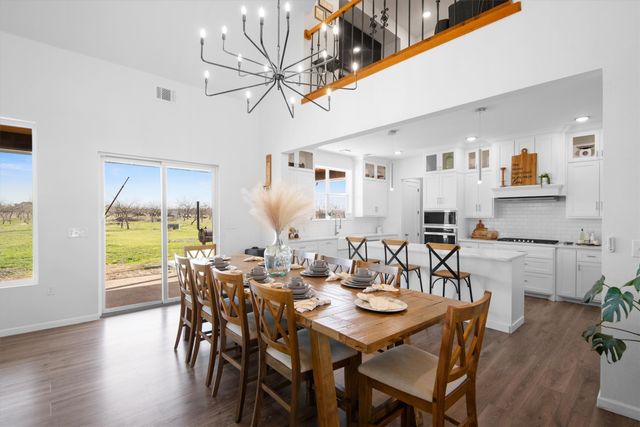 601 Gin Road, Ennis, TX 75119