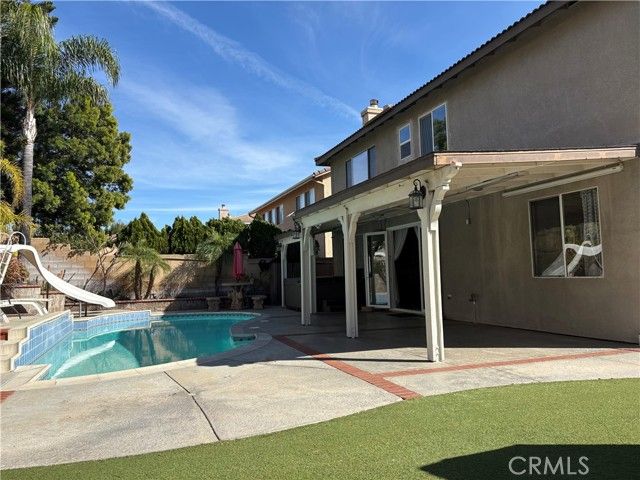 14610 Arizona Street, Fontana, CA 92336