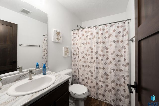710 Prairieside Trl Trail, Harrisburg, SD 57032