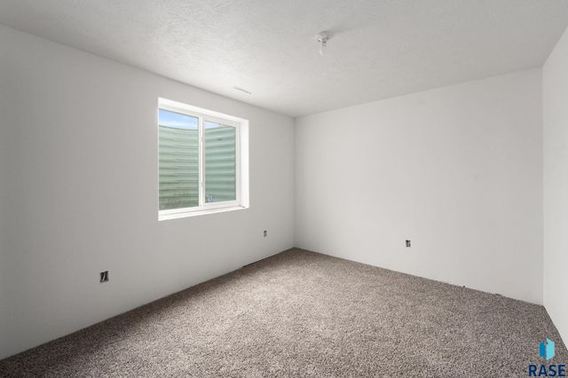 710 Prairieside Trl Trail, Harrisburg, SD 57032