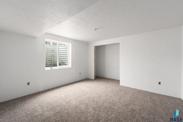 710 Prairieside Trl Trail, Harrisburg, SD 57032