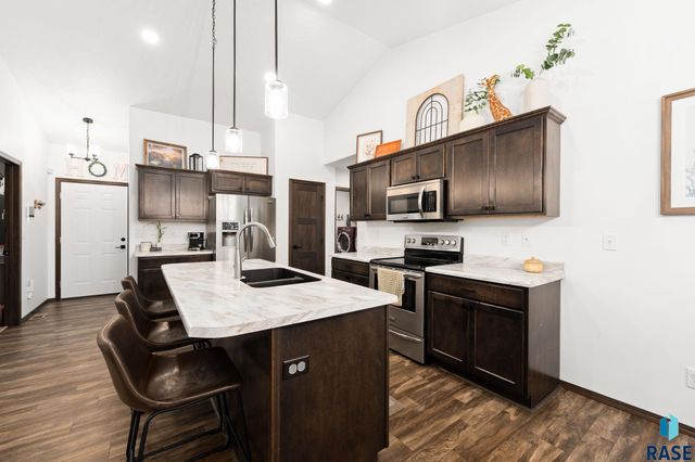 710 Prairieside Trl Trail, Harrisburg, SD 57032