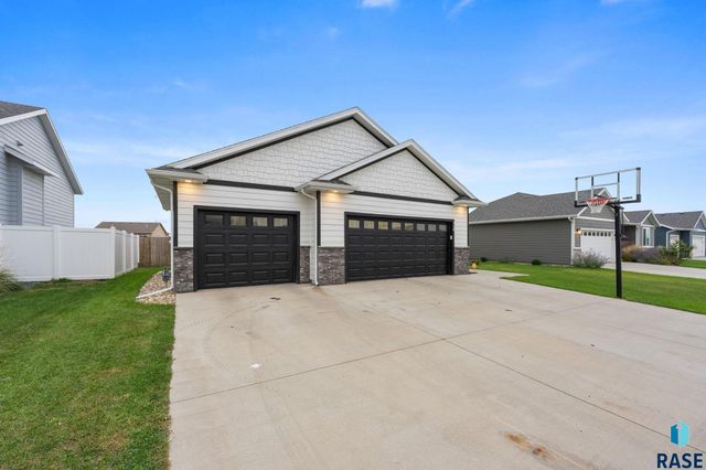 710 Prairieside Trl Trail, Harrisburg, SD 57032