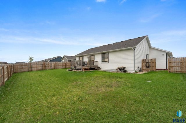 710 Prairieside Trl Trail, Harrisburg, SD 57032