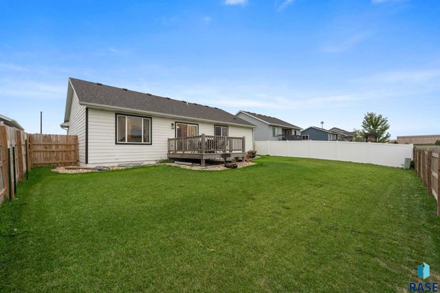 710 Prairieside Trl Trail, Harrisburg, SD 57032