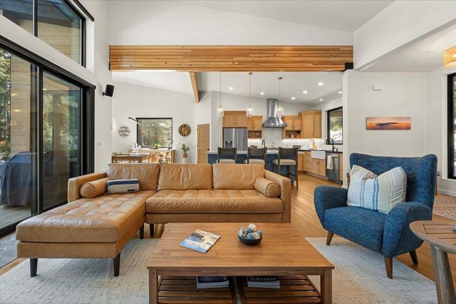 11115 Parkland Drive, Truckee, CA 96161