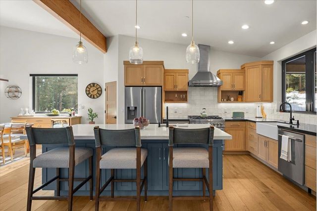 11115 Parkland Drive, Truckee, CA 96161