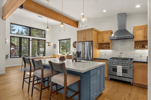 11115 Parkland Drive, Truckee, CA 96161