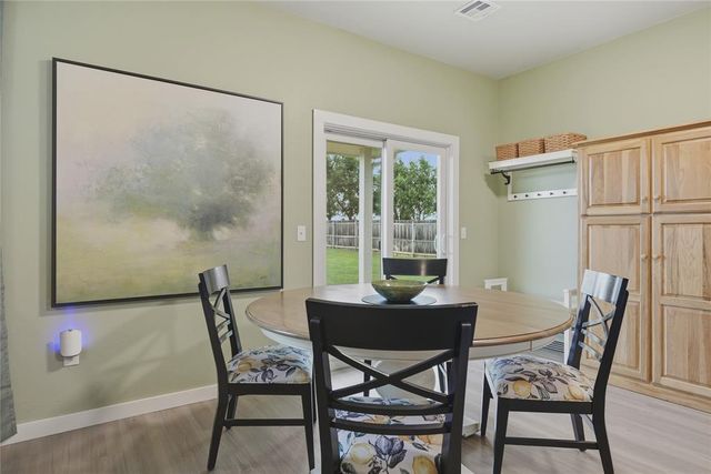 1261 Round Leaf Road, Edmond, OK 73034