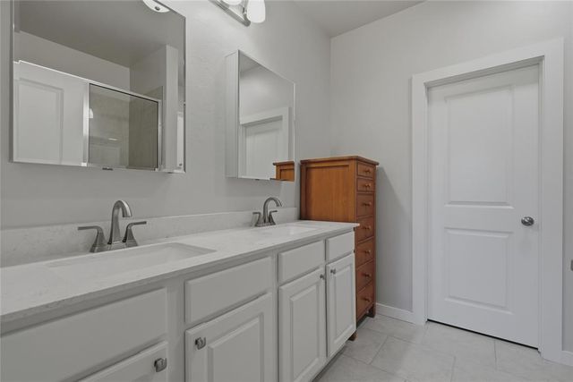 1261 Round Leaf Road, Edmond, OK 73034