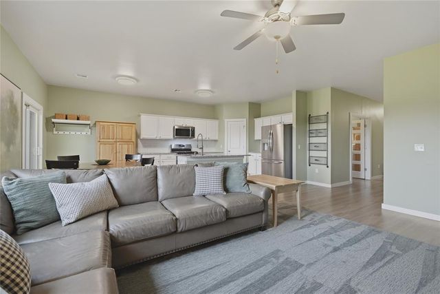 1261 Round Leaf Road, Edmond, OK 73034