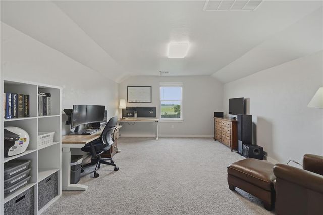 1261 Round Leaf Road, Edmond, OK 73034