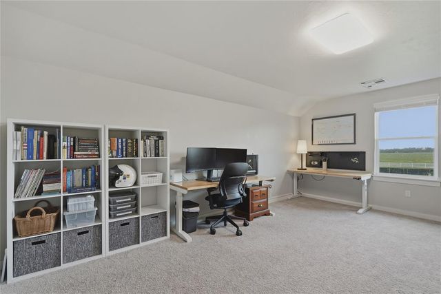 1261 Round Leaf Road, Edmond, OK 73034