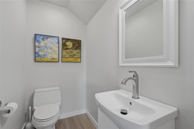 1261 Round Leaf Road, Edmond, OK 73034