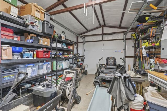 1261 Round Leaf Road, Edmond, OK 73034
