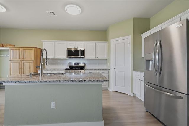 1261 Round Leaf Road, Edmond, OK 73034